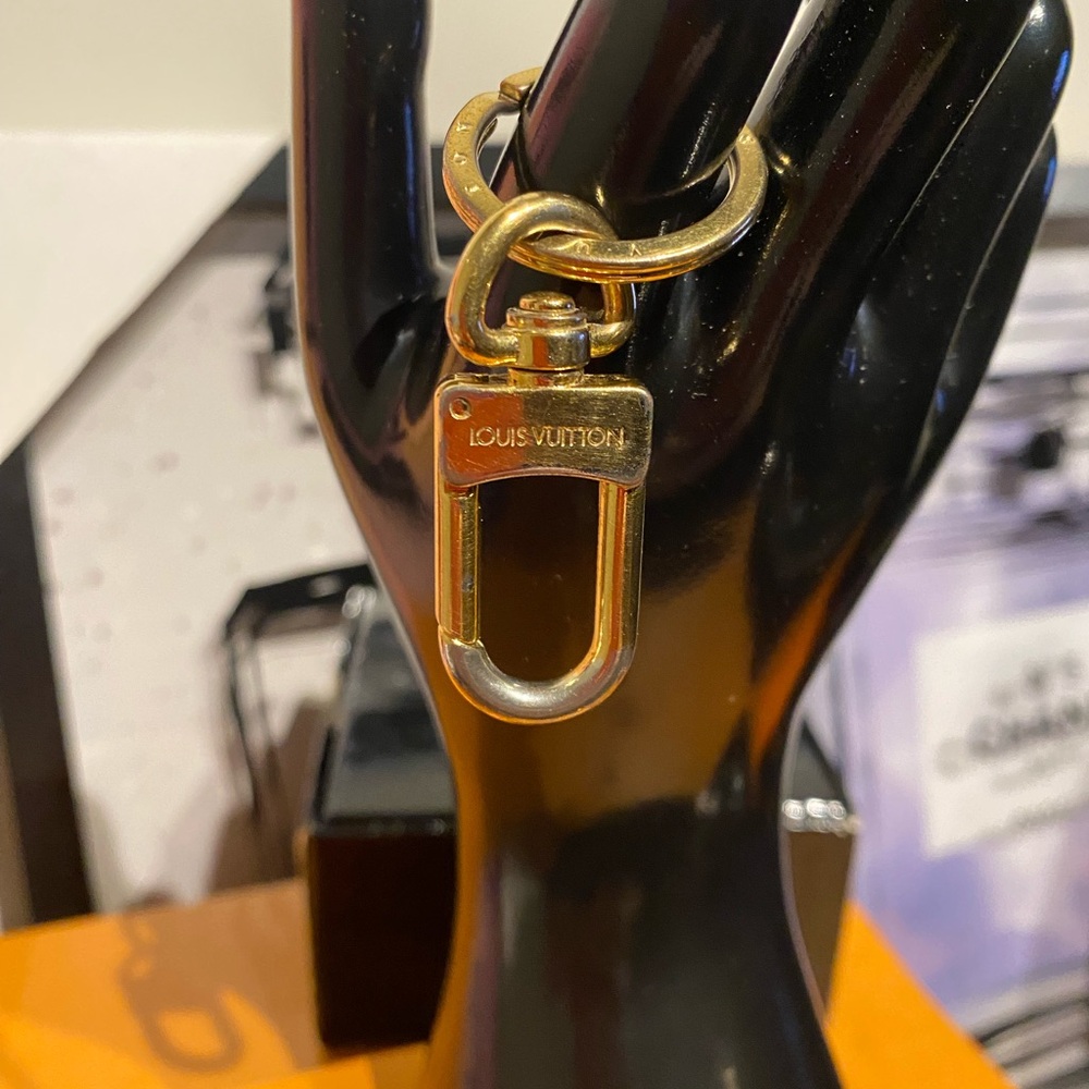 LV Key Ring Extender - Picture 3 of 3